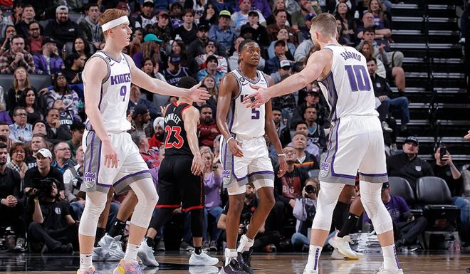 快船碾压灰熊，萨博尼斯打破历史纪录