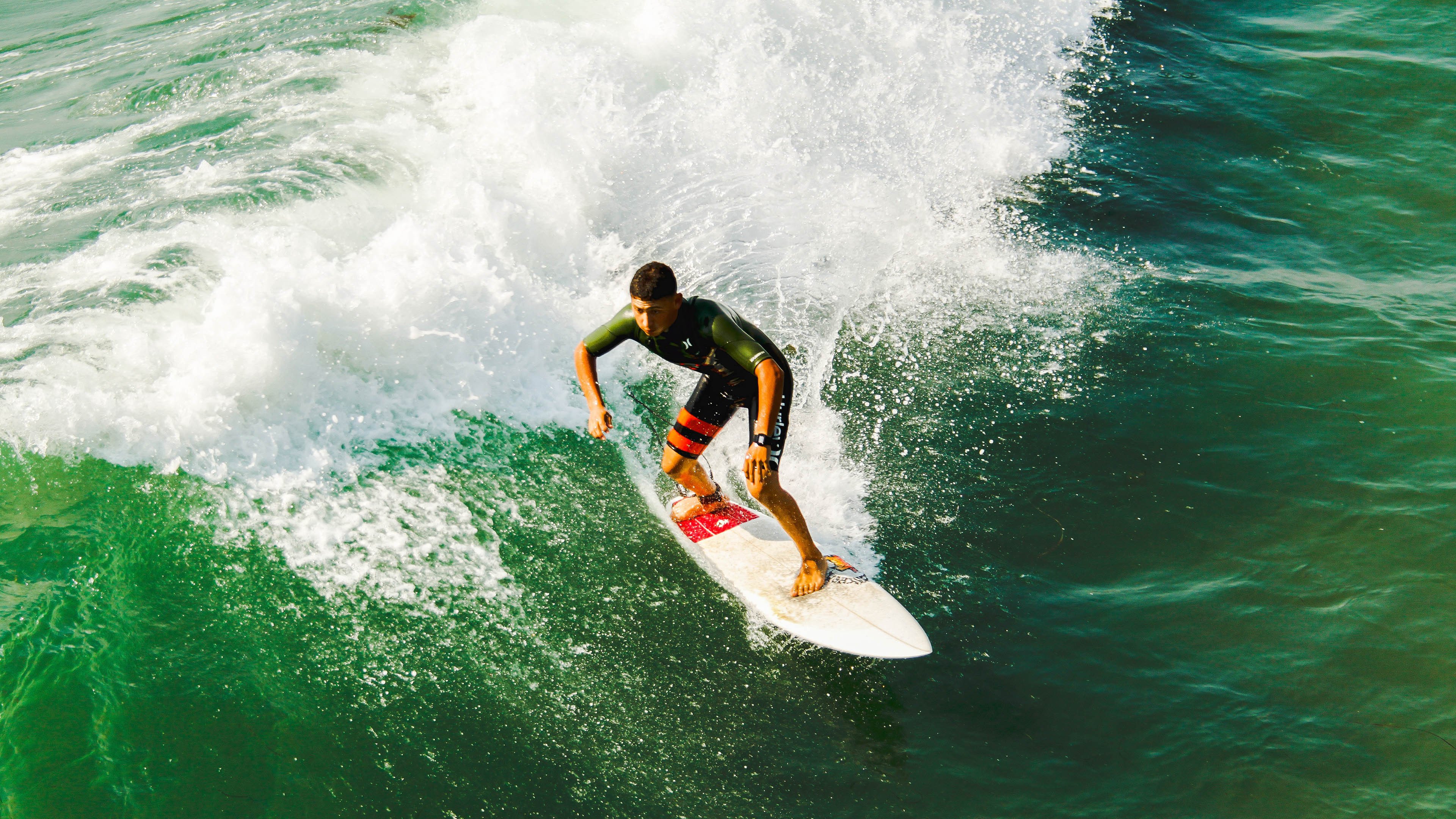 爵士收割深圳队，杰伦·格林化身关键先生，一场定义未来的对决